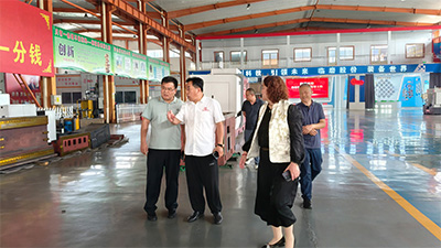 Prestigious Clients Visit Slmn CNC Machine for In-depth Collaboration